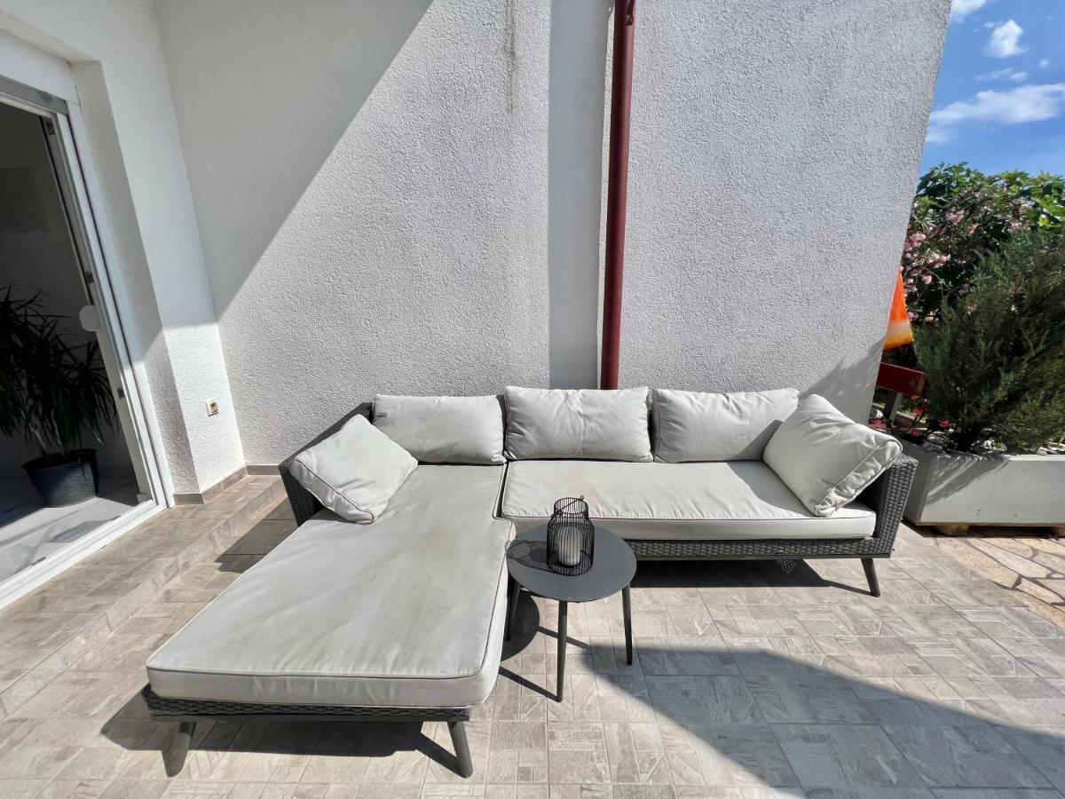 Apartmani Ana Dramalj Exteriér fotografie