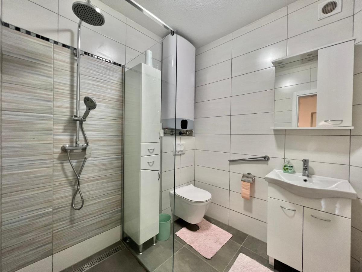Apartmani Ana Dramalj Exteriér fotografie